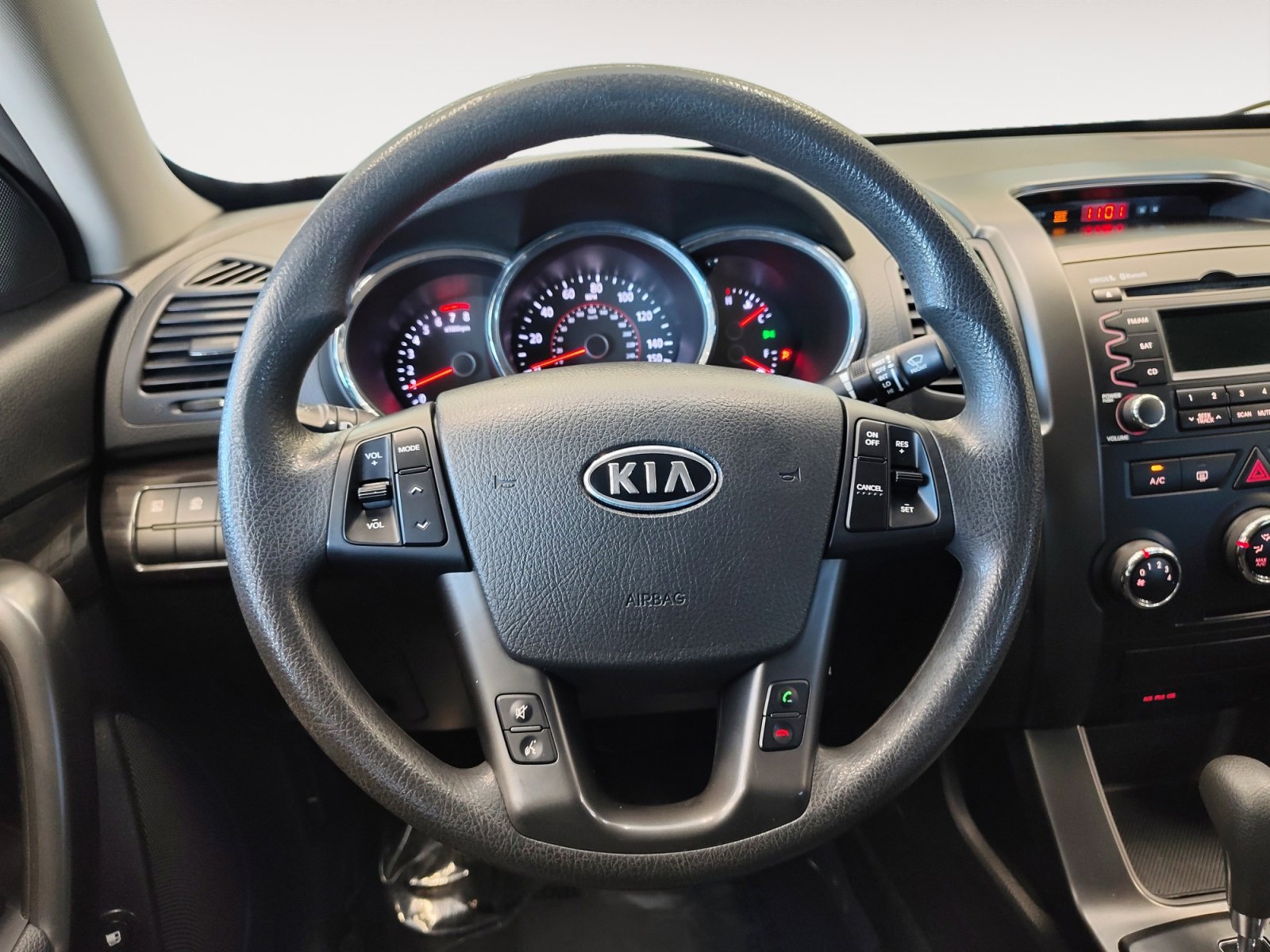 Used 2012 Kia Sorento LX image 16