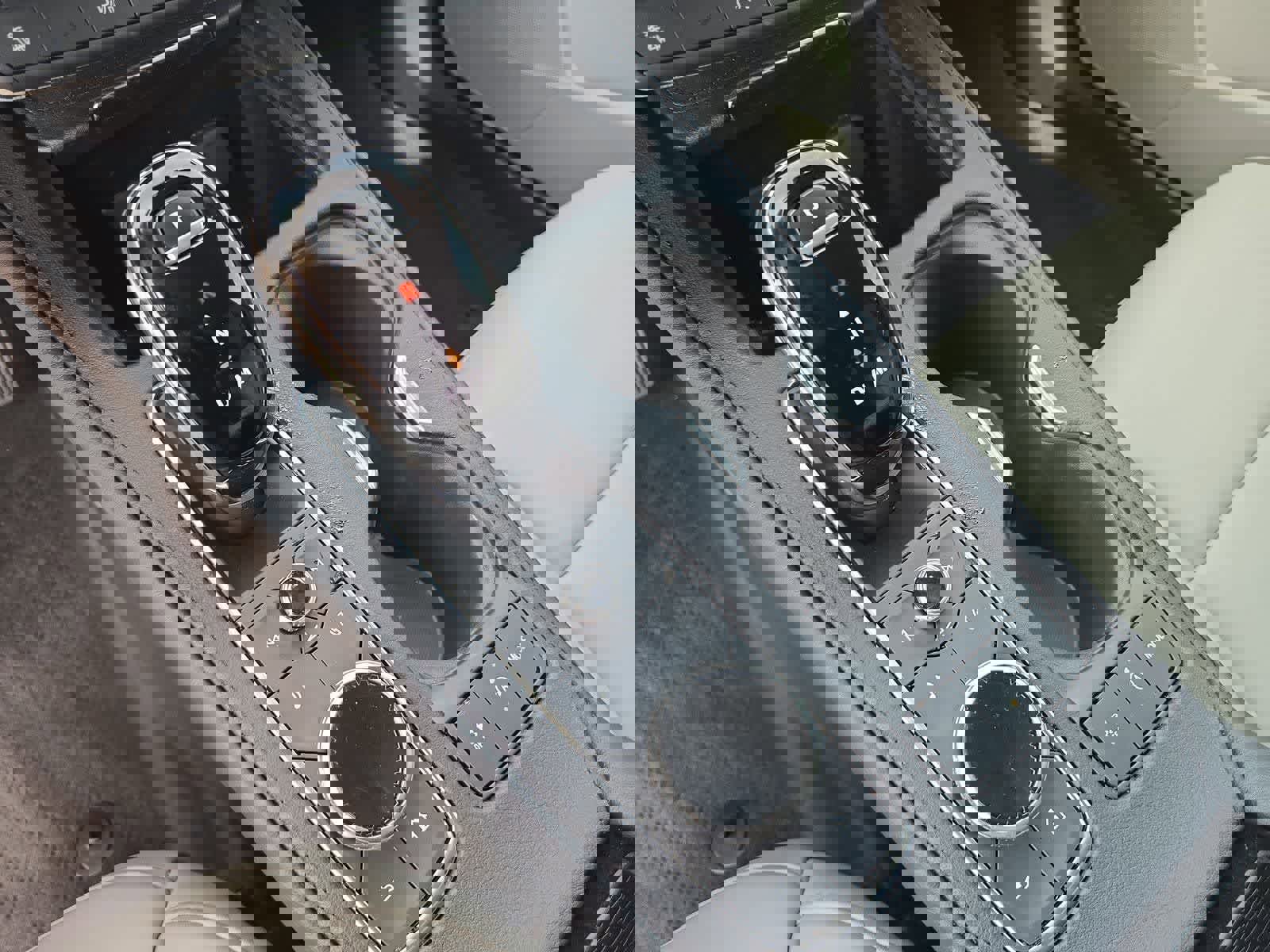 Used 2022 Cadillac XT4 Premium Luxury w/ Enhanced Visibility Package image 29