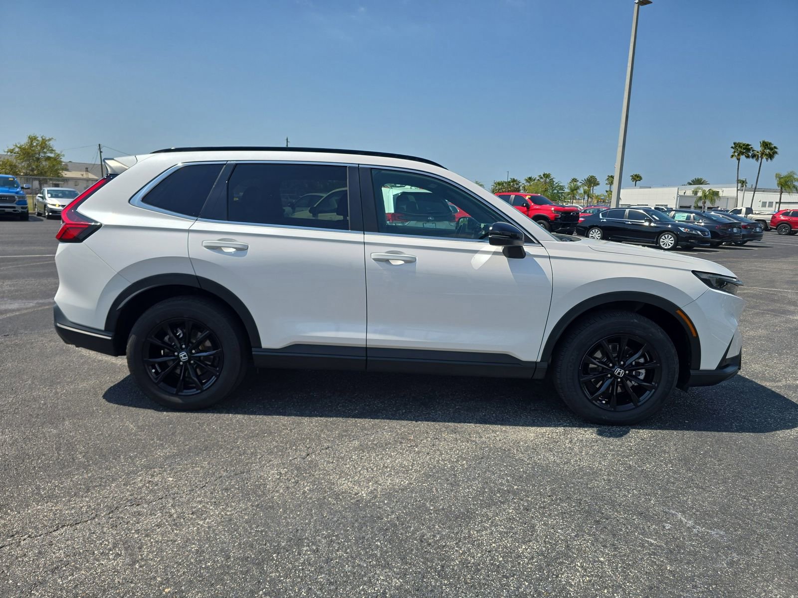 Used 2024 Honda CR-V Sport-L image 3