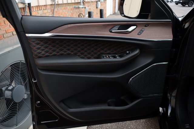 New 2025 Jeep Grand Cherokee Summit w/ Obsidian Package image 9