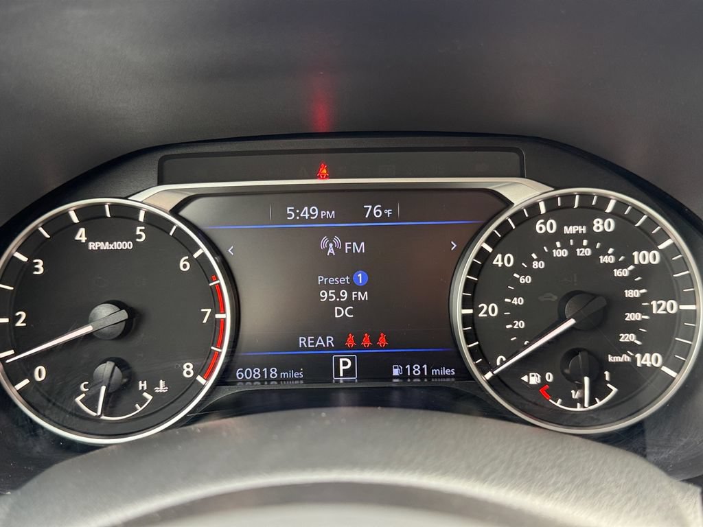 Used 2024 Nissan Altima 2.5 SV FWD image 13