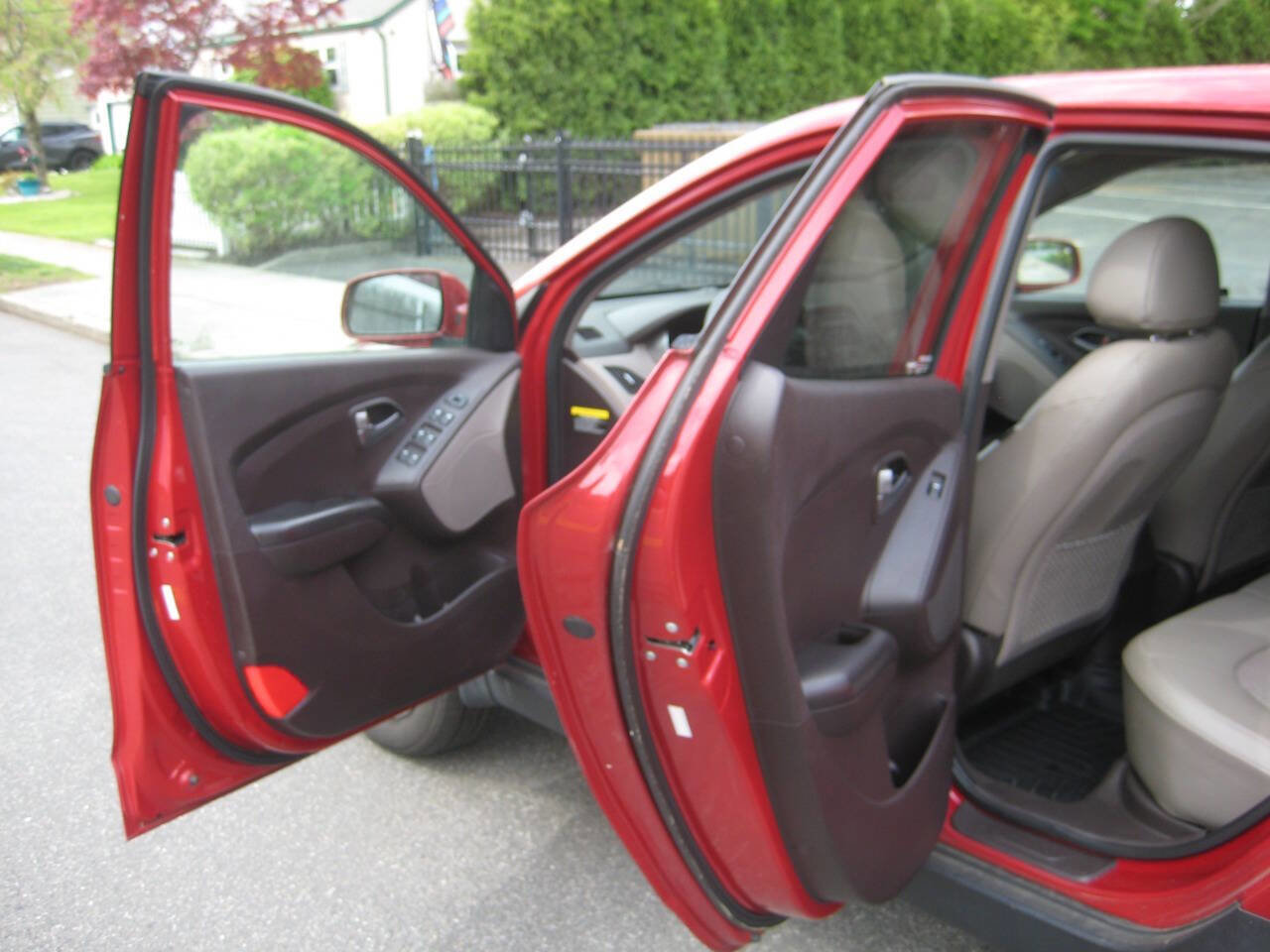 Used 2015 Hyundai Tucson GLS w/ Option Group 02 image 11