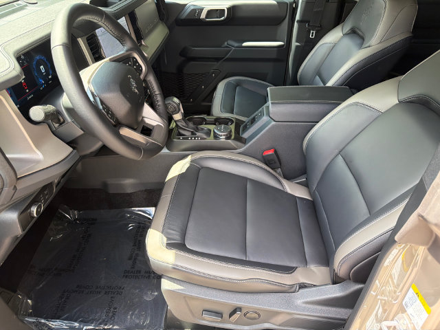 New 2026 Ford Bronco Outer Banks AWD/4WD image 11