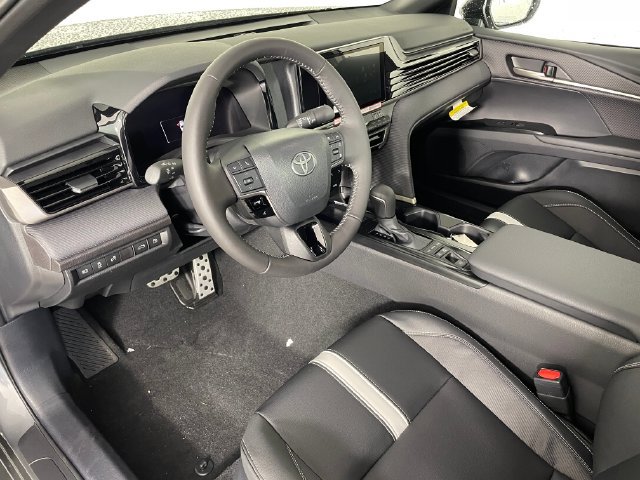 New 2026 Toyota Camry SE w/ Convenience Package FWD image 3