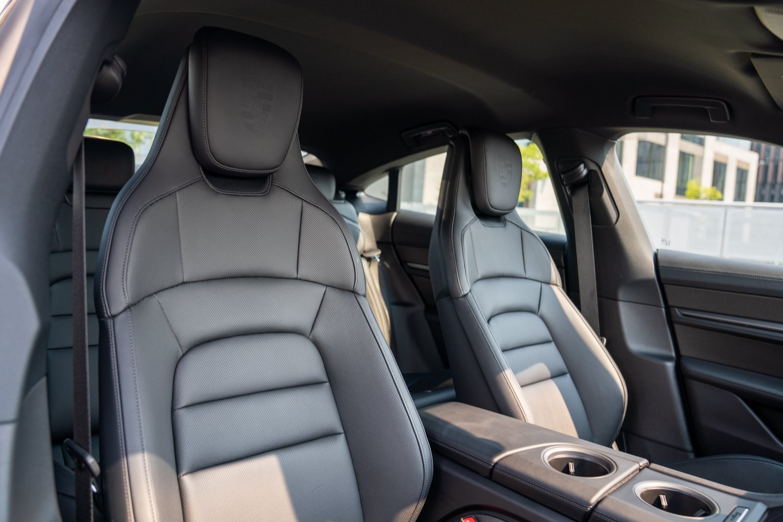 Certified 2025 Porsche Taycan 4S AWD/4WD image 25