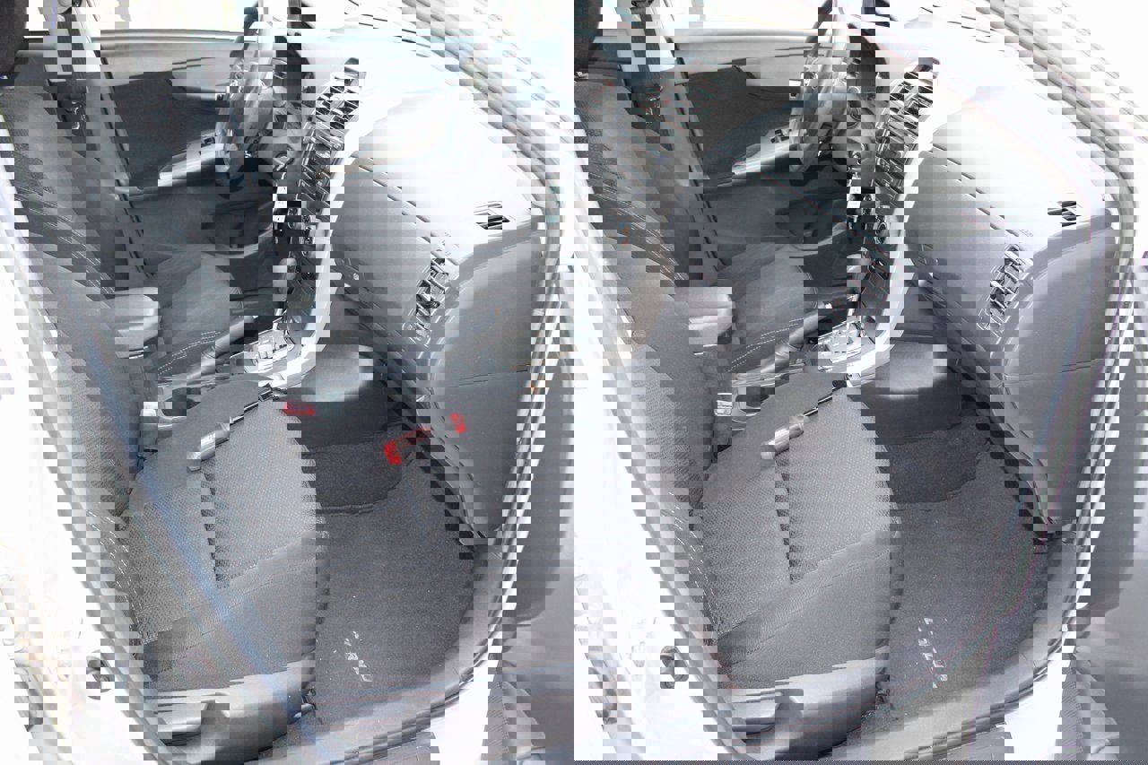 Used 2012 Toyota Corolla S image 16