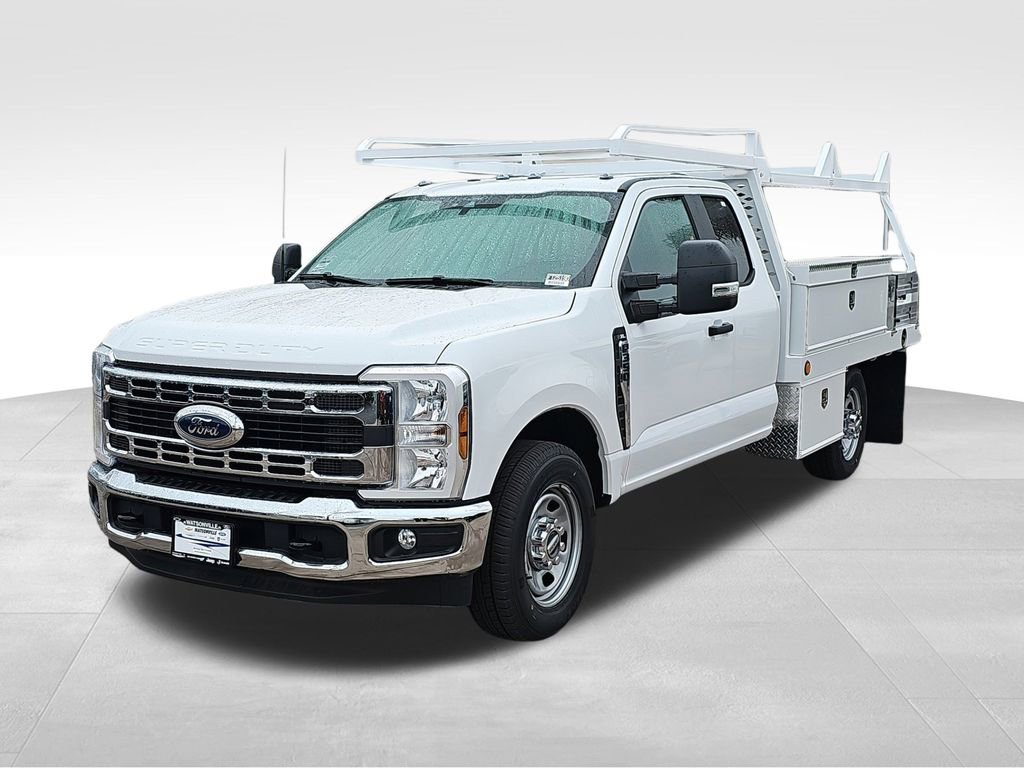 New 2025 Ford F350 XL w/ XL Chrome Package image 7