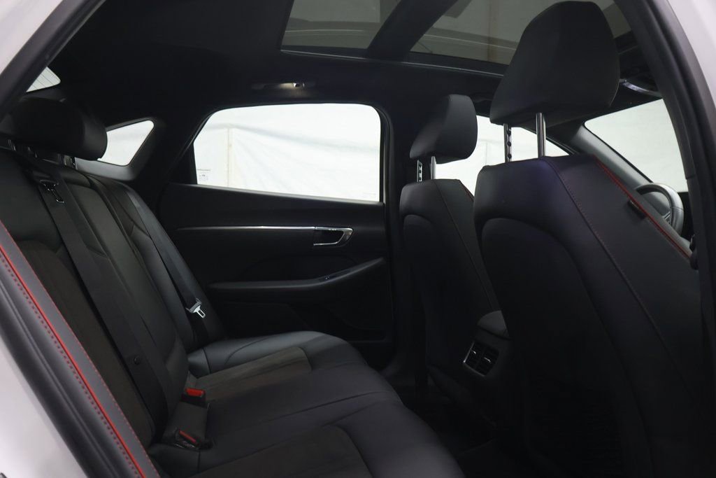Used 2023 Hyundai Sonata SEL Plus FWD image 13