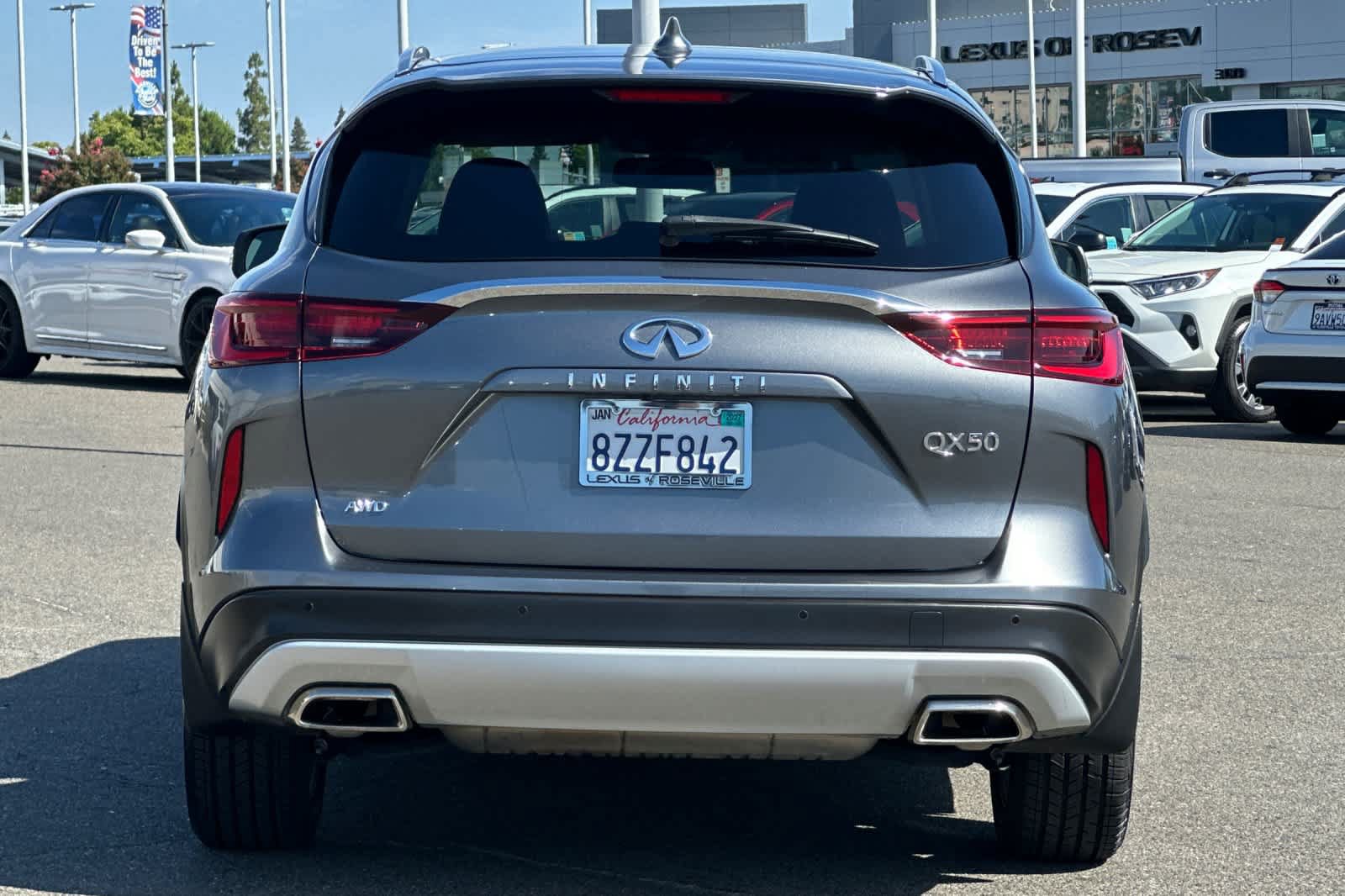 Used 2022 INFINITI QX50 Luxe AWD/4WD image 8