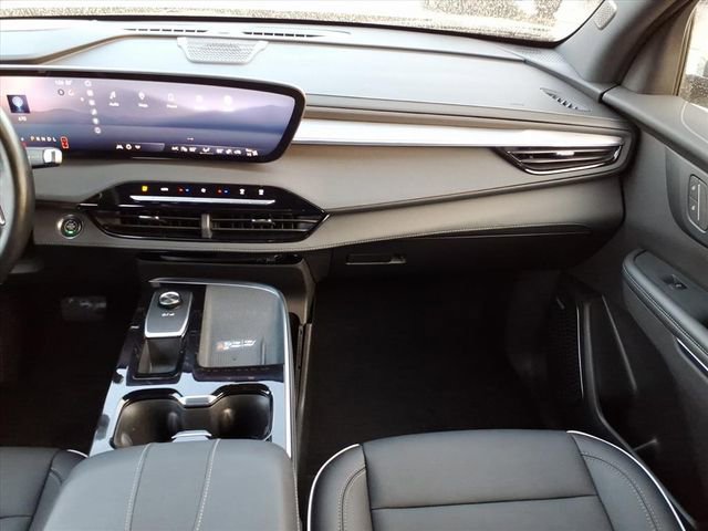 Used 2025 Buick Enclave Preferred image 17