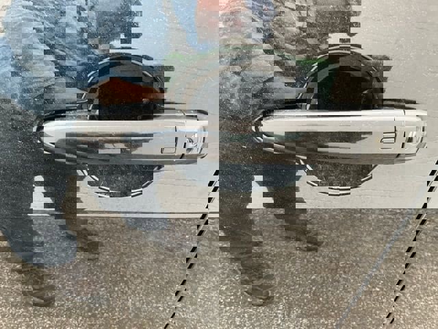 Used 2024 Nissan Sentra SV image 17