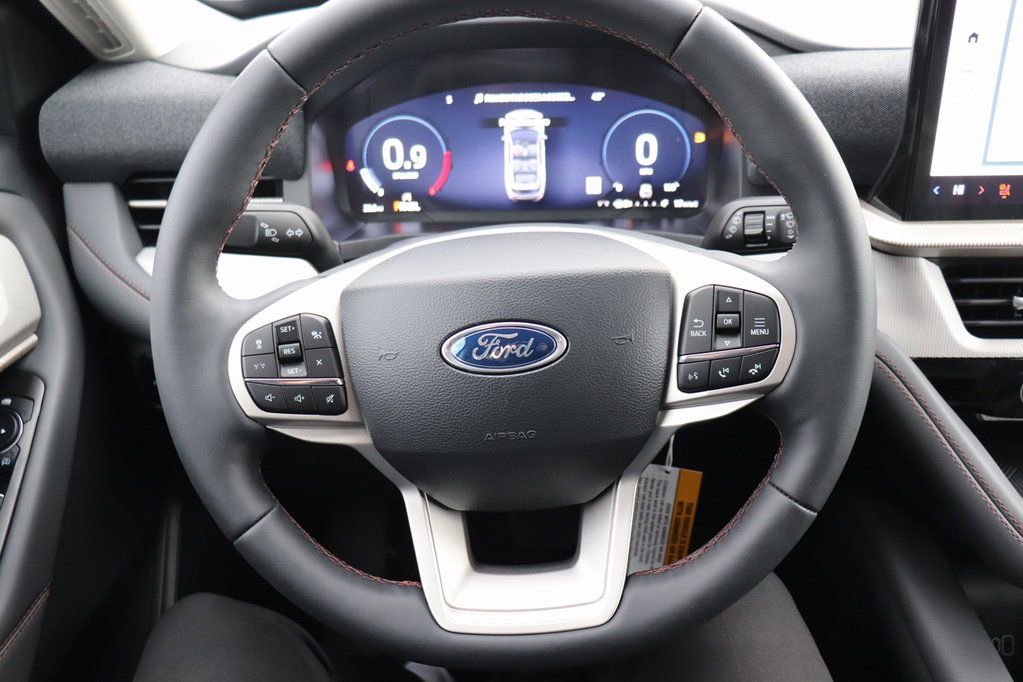 New 2026 Ford Explorer Active w/ Active Comfort Package image 36