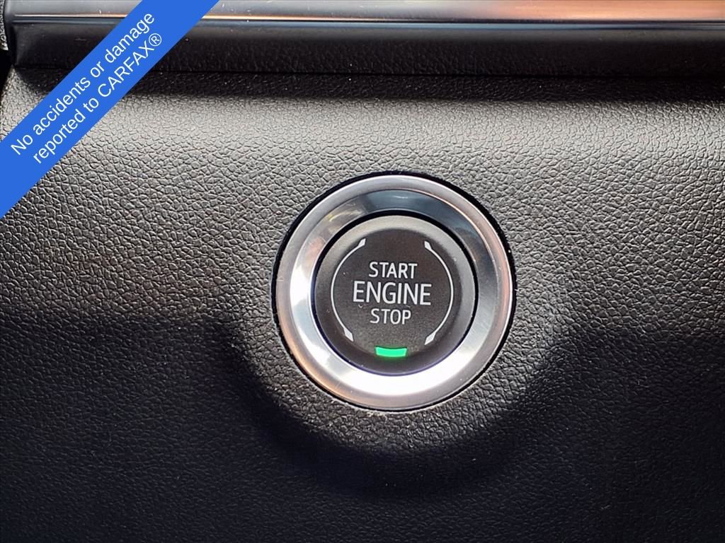 Used 2025 GMC Terrain Elevation image 29