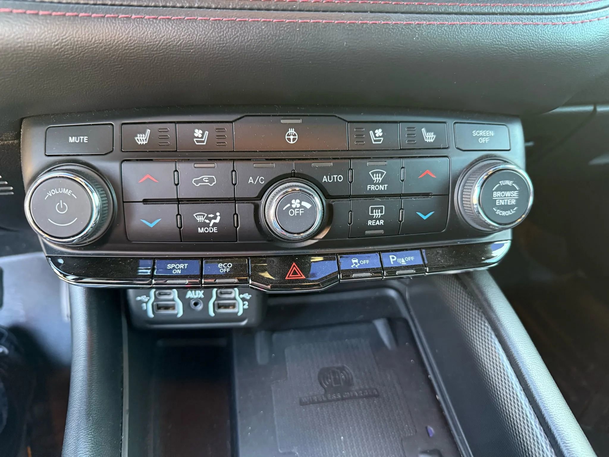 Used 2021 Dodge Durango R/T w/ Blacktop Package image 15