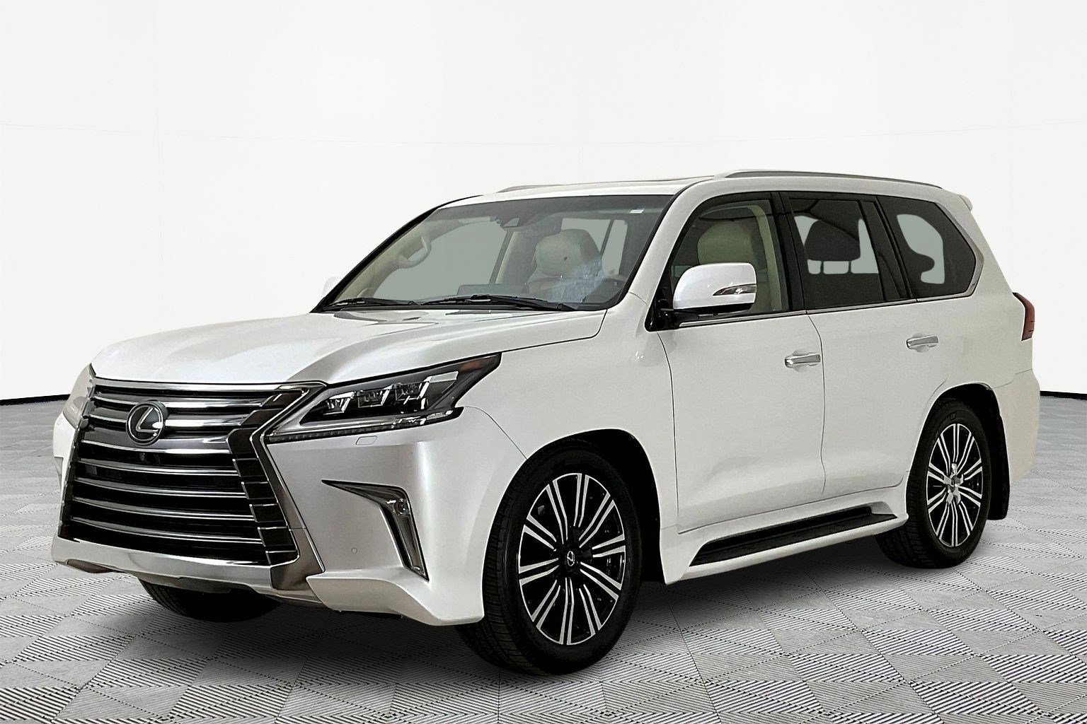 Used 2019 Lexus LX 570 4WD w/ Luxury Package image 1