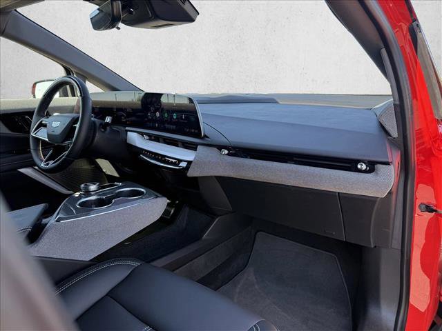 Used 2025 Cadillac Optiq Sport 1 AWD/4WD image 12