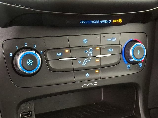 Used 2016 Ford Focus SE image 17