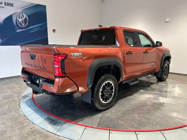 Certified 2025 Toyota Tacoma TRD Off-Road AWD/4WD image 6