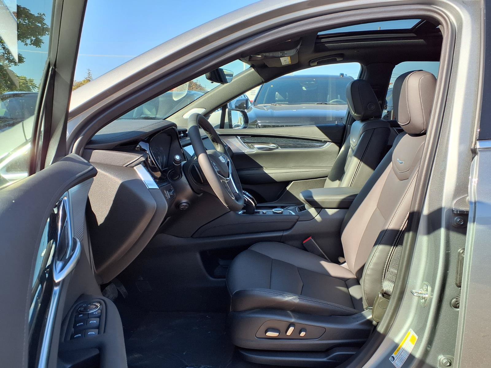 New 2026 Cadillac XT5 Premium Luxury AWD/4WD image 15