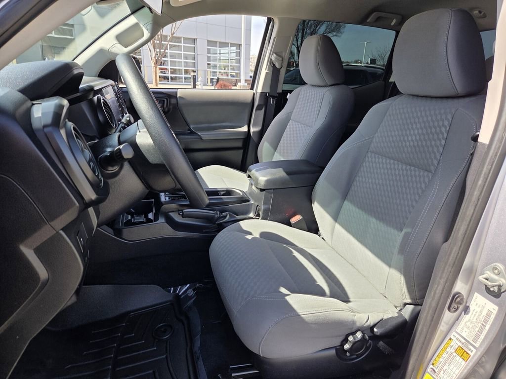 Used 2021 Toyota Tacoma SR image 5