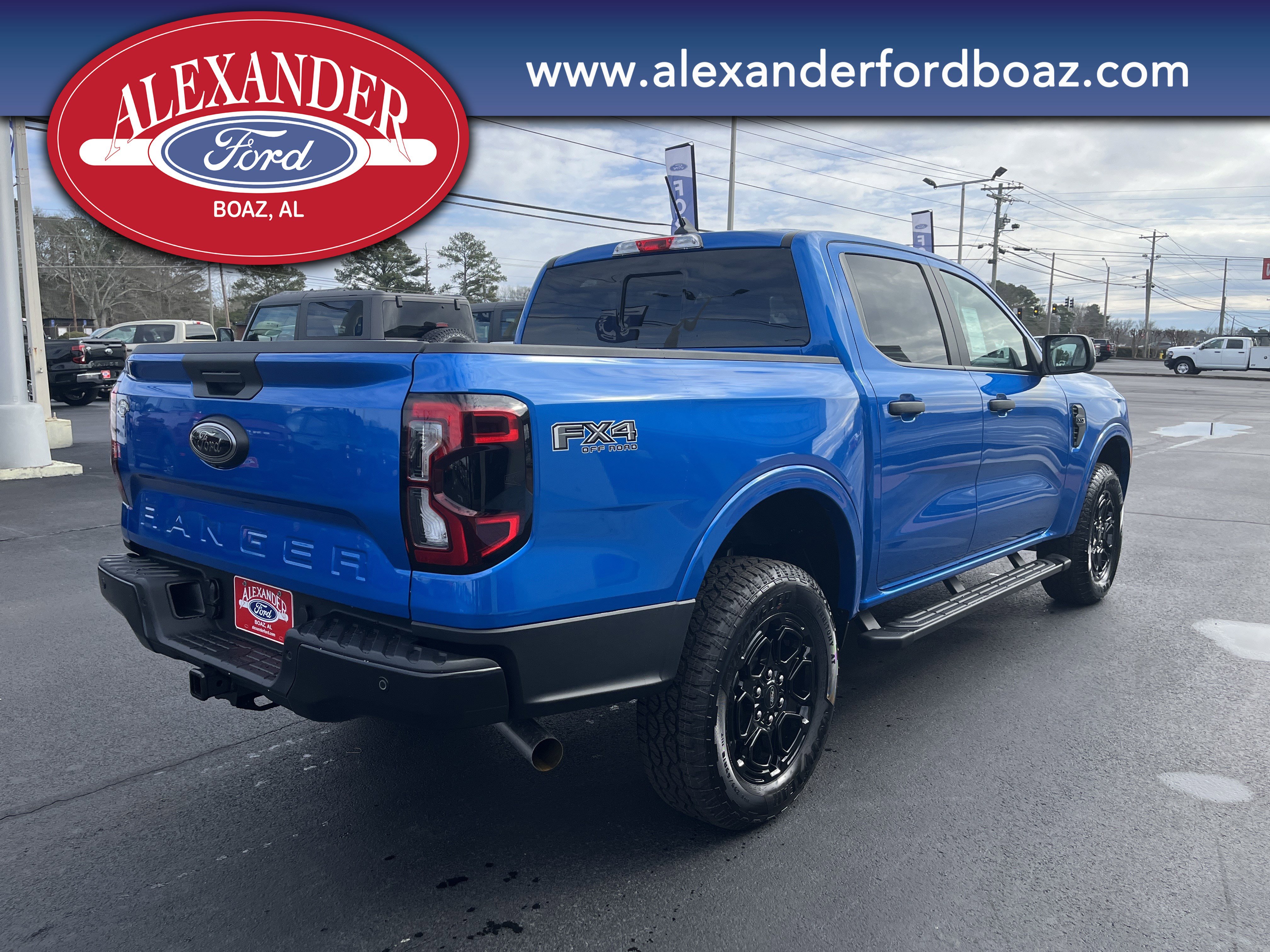 New 2025 Ford Ranger XLT w/ Equipment Group 301A High image 4
