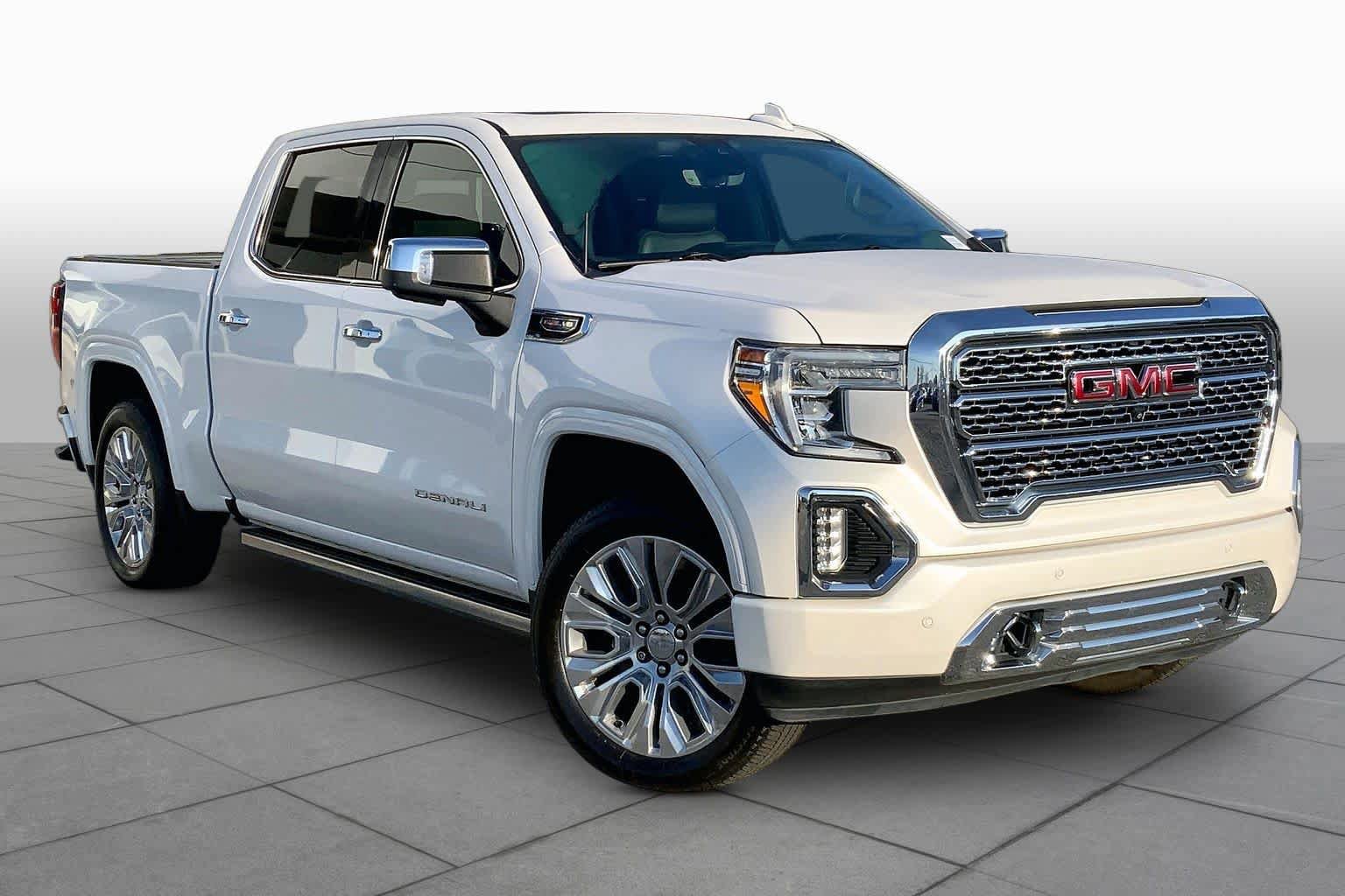Used 2022 GMC Sierra 1500 Denali w/ Denali Reserve Package AWD/4WD image 3