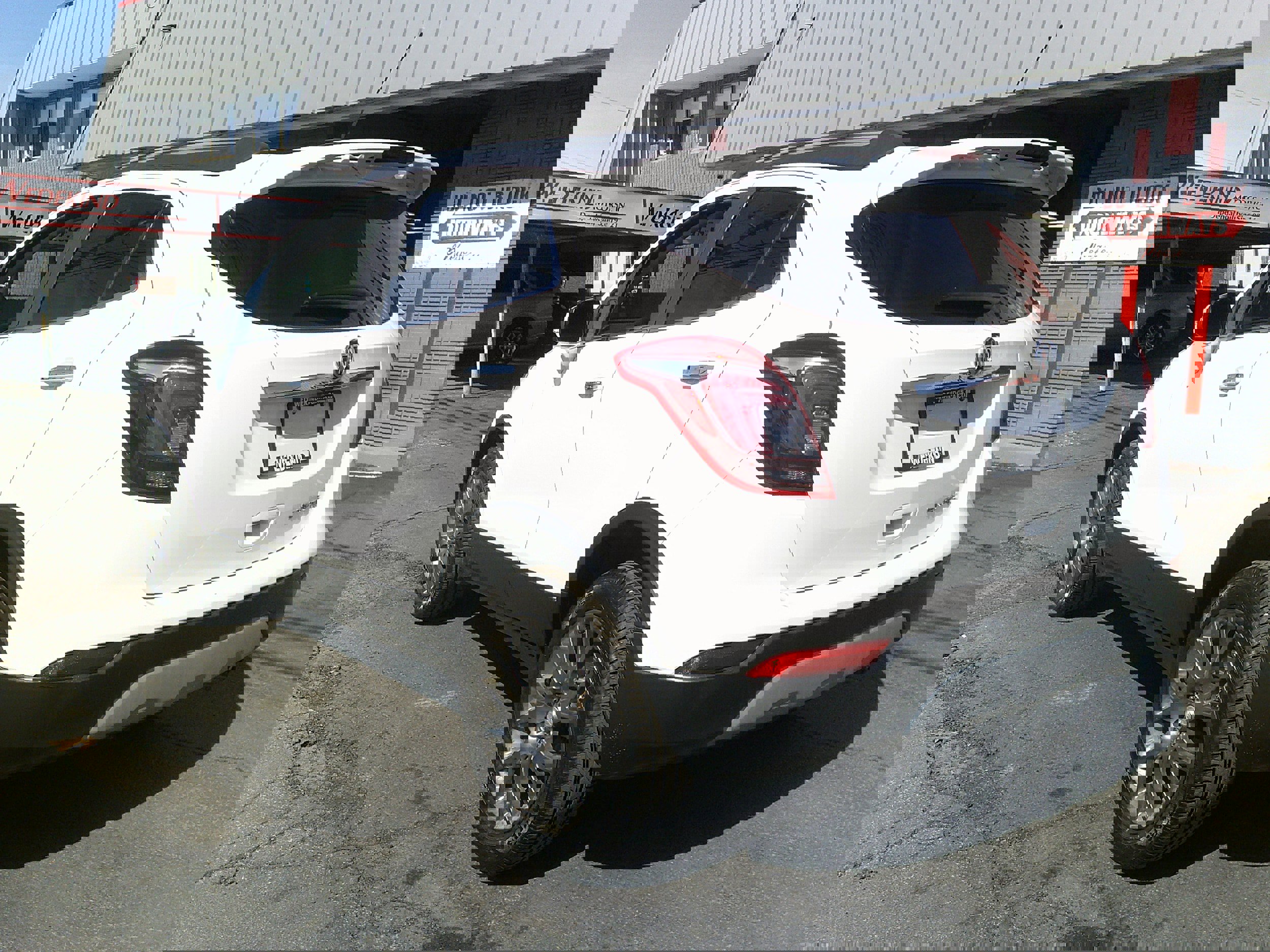 Used 2019 Buick Encore Sport Touring image 4