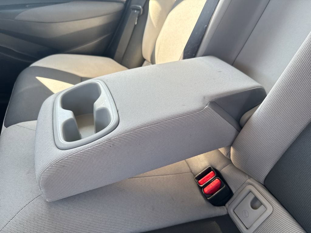 Used 2024 Toyota Corolla LE image 34