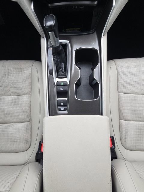 Used 2021 Honda Accord EX-L image 33