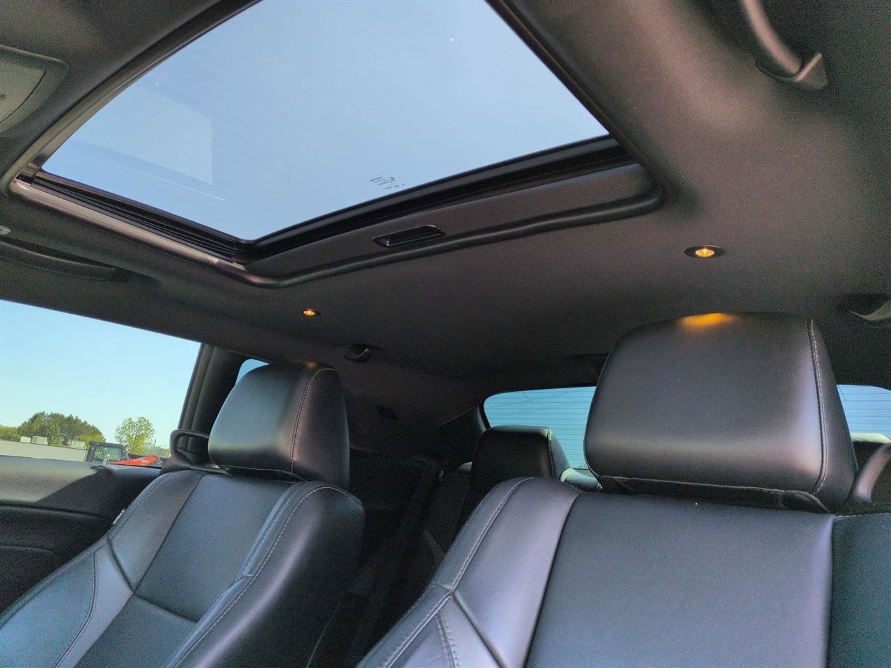 Used 2017 Dodge Challenger R/T Plus RWD image 29