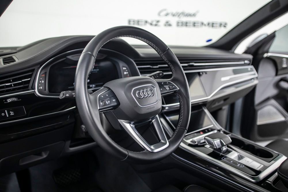 Used 2025 Audi Q8 Prestige image 15