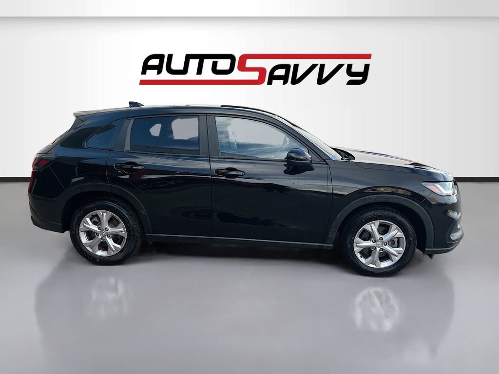 Used 2023 Honda HR-V LX image 8