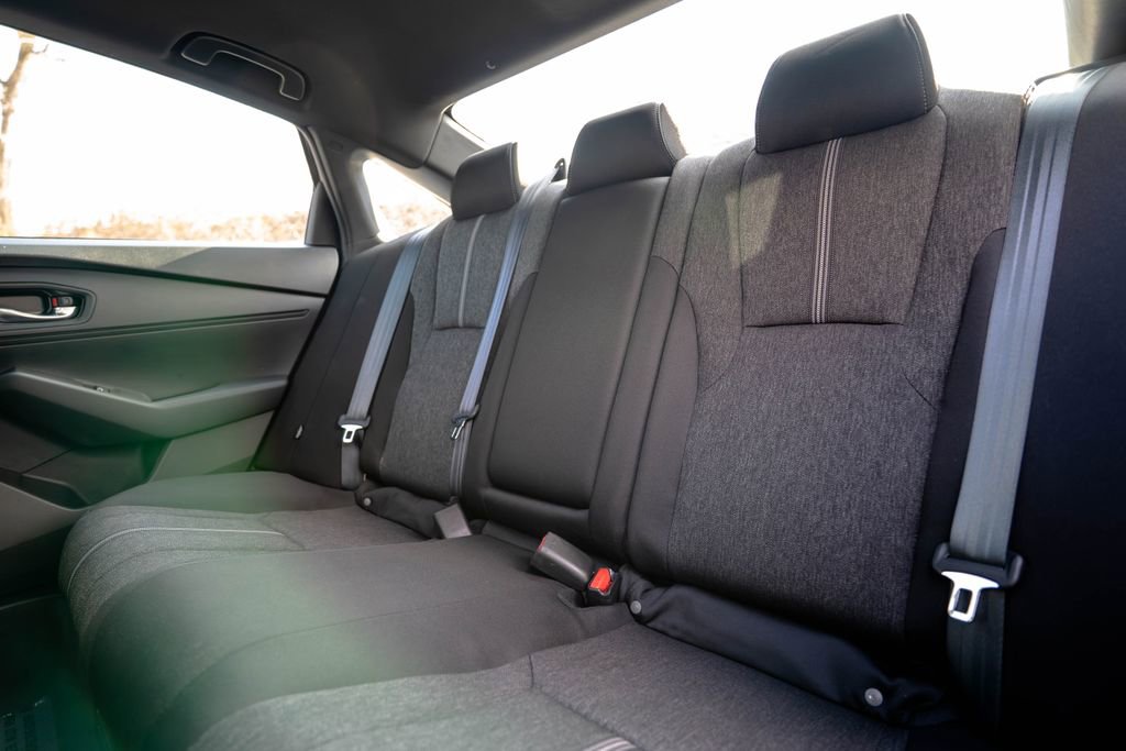 Used 2025 Honda Accord Sport image 32