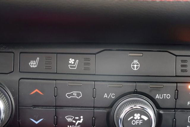 Used 2022 Dodge Durango R/T w/ Blacktop Package image 16