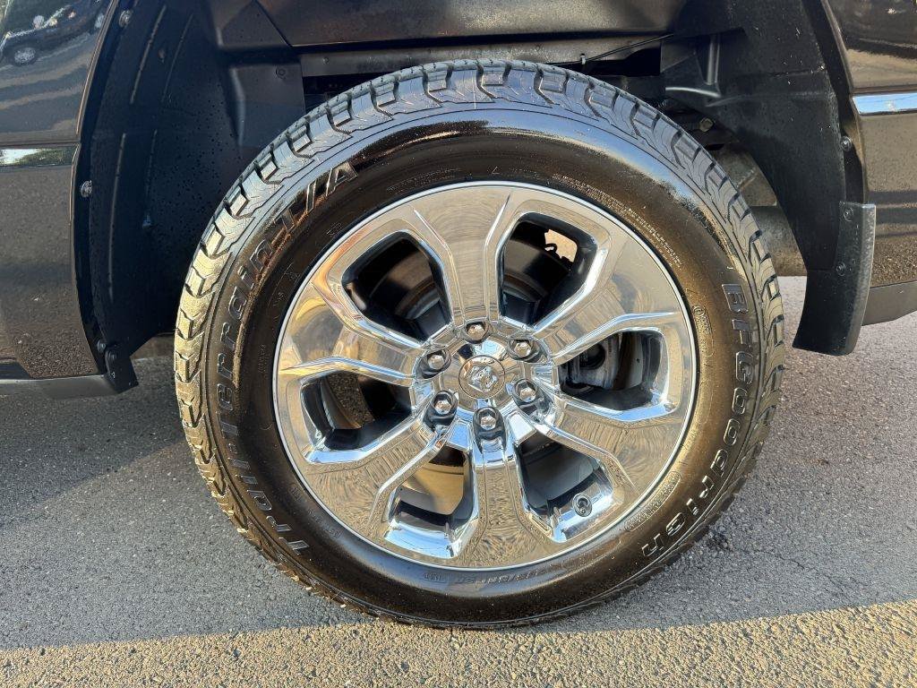 Used 2019 RAM 1500 Big Horn AWD/4WD image 10