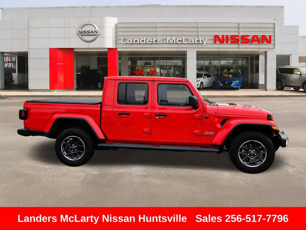 Used 2023 Jeep Gladiator Overland video 2