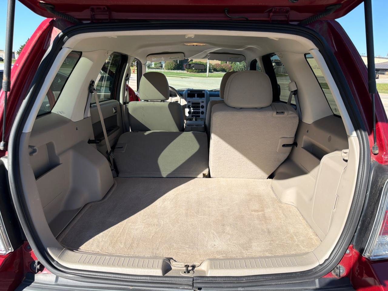 Used 2010 Mercury Mariner 4WD image 5