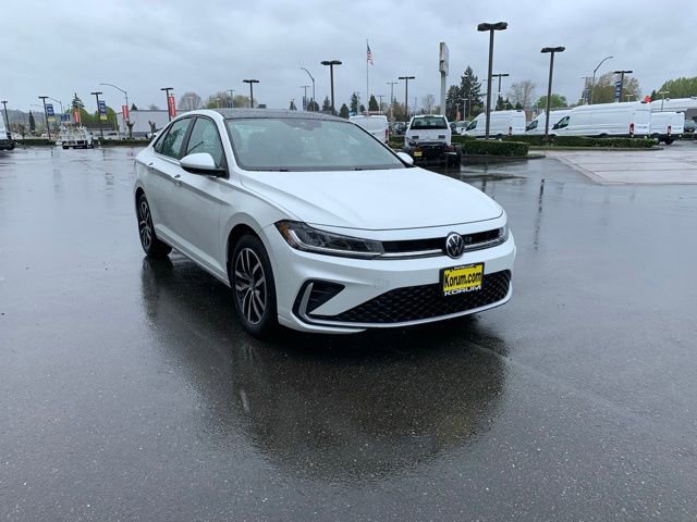 Used 2025 Volkswagen Jetta SE w/ Sunroof Package image 7