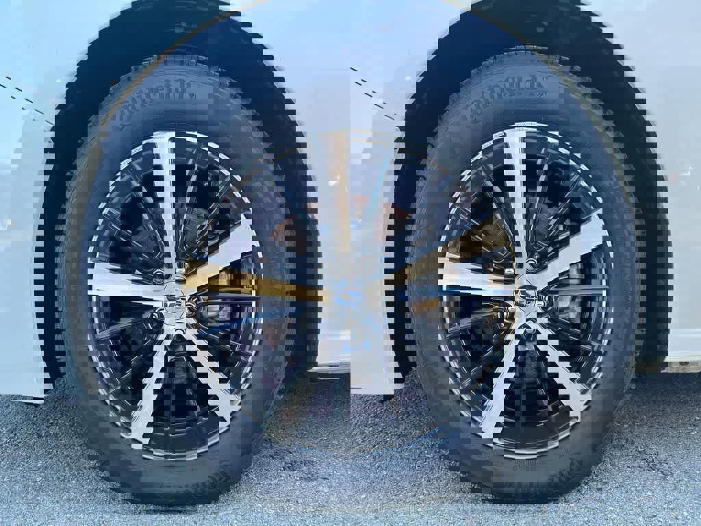 Used 2022 Subaru Impreza Premium w/ Popular Package #2 image 8