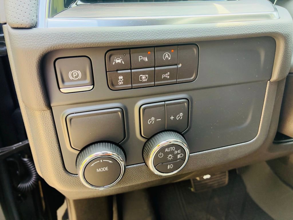 New 2025 Chevrolet Tahoe Premier image 22