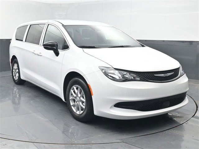New 2026 Chrysler Voyager LX