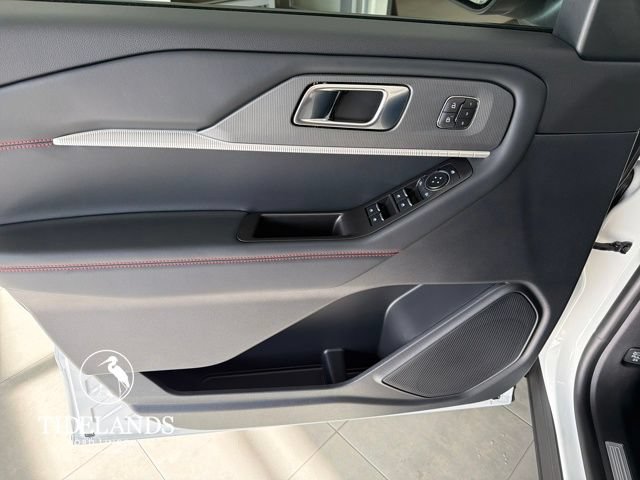 New 2026 Ford Explorer ST-Line w/ ST-Line Street Pack RWD image 13