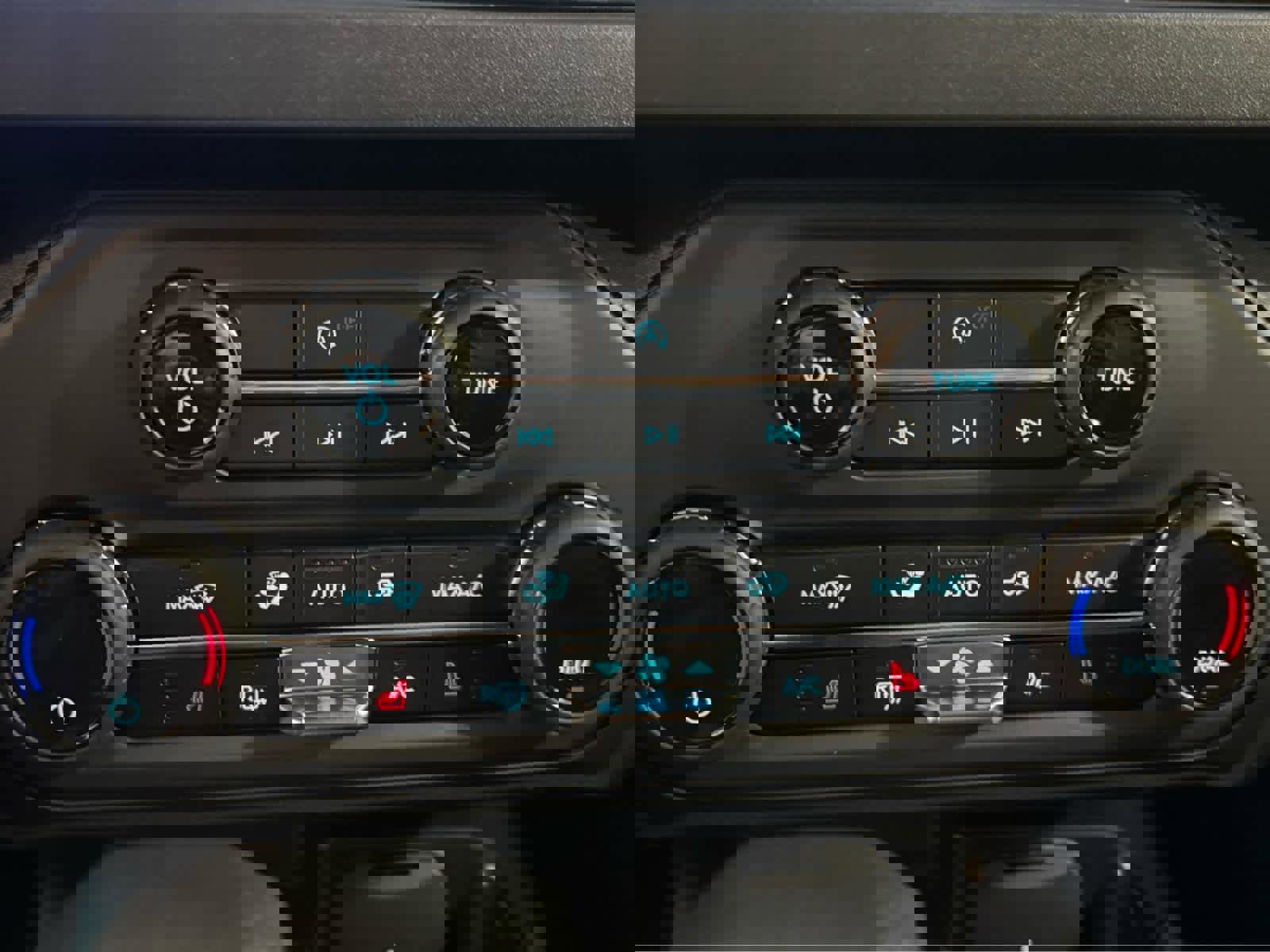 New 2026 Ford Bronco Big Bend AWD/4WD image 22