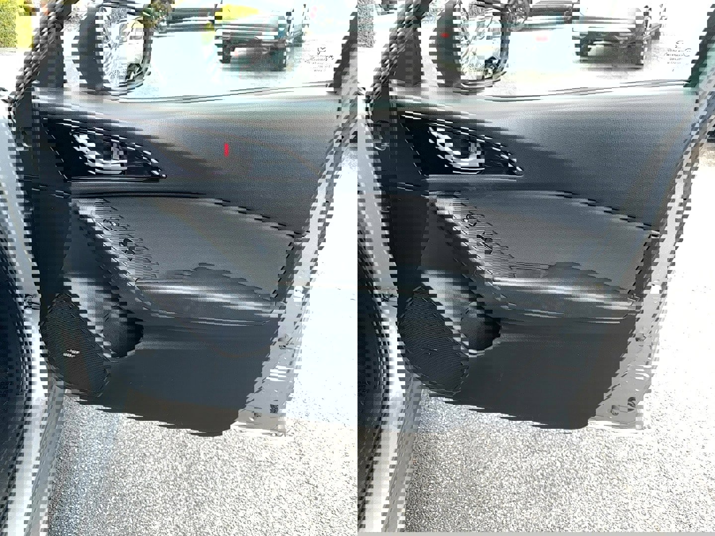 Used 2015 MAZDA MAZDA3 i Touring w/ Technology Package image 22