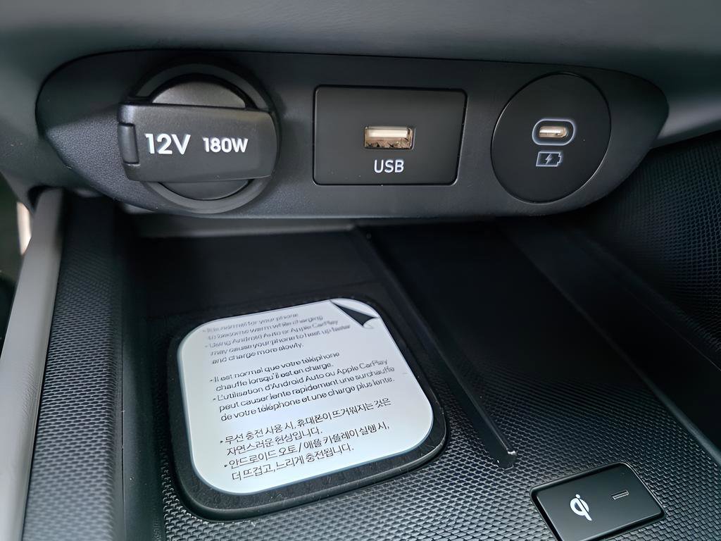 New 2026 Hyundai Elantra Sport FWD image 21
