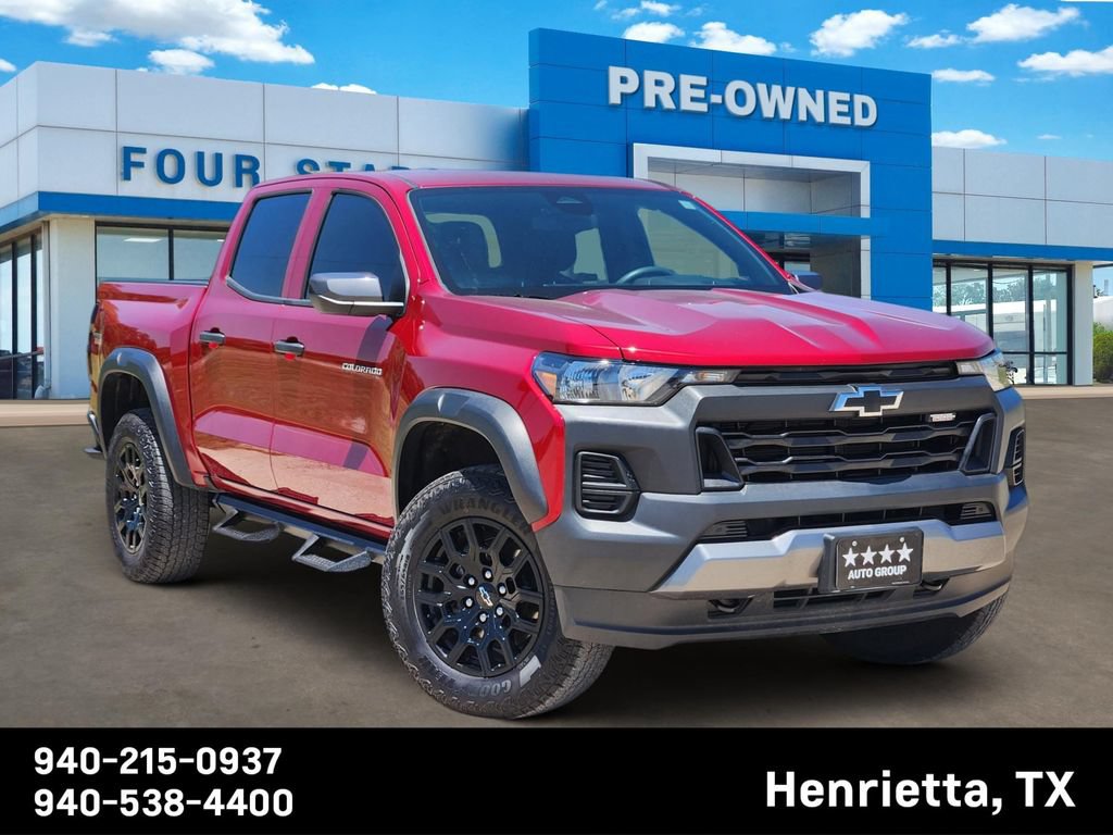 Used 2025 Chevrolet Colorado Trail Boss AWD/4WD image 1