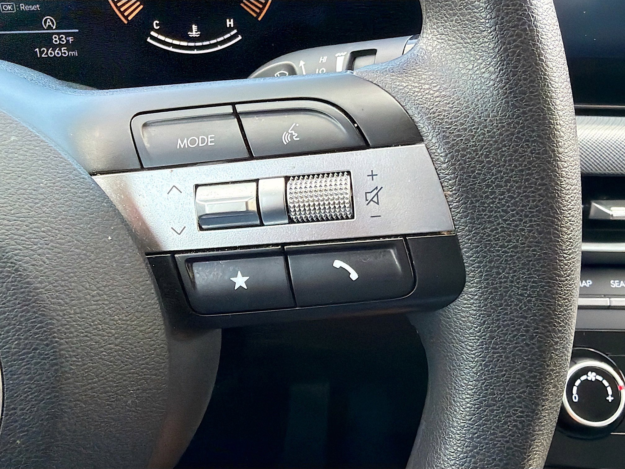 Used 2025 Hyundai Sonata SE image 33