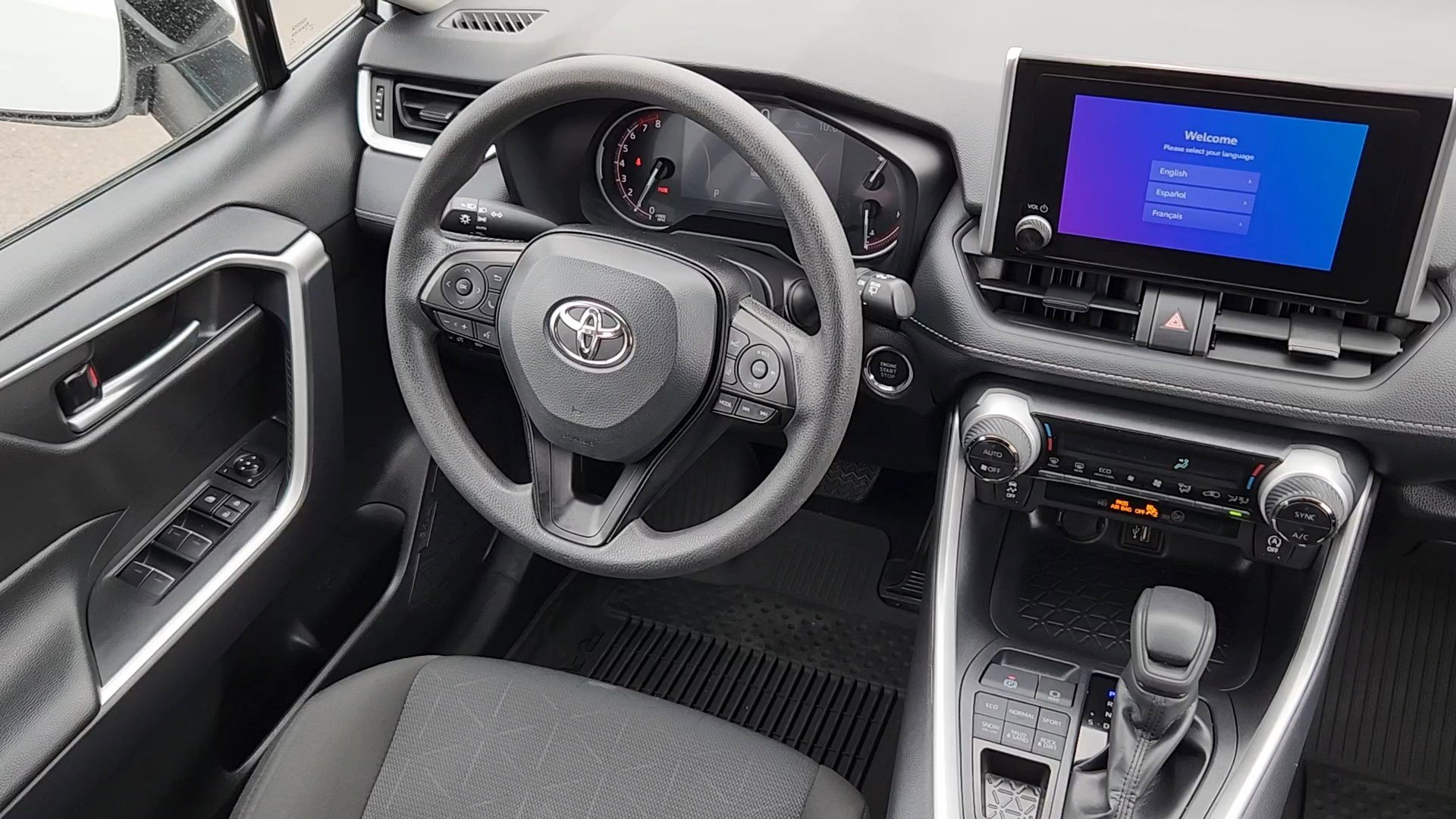Certified 2025 Toyota RAV4 XLE AWD/4WD image 5