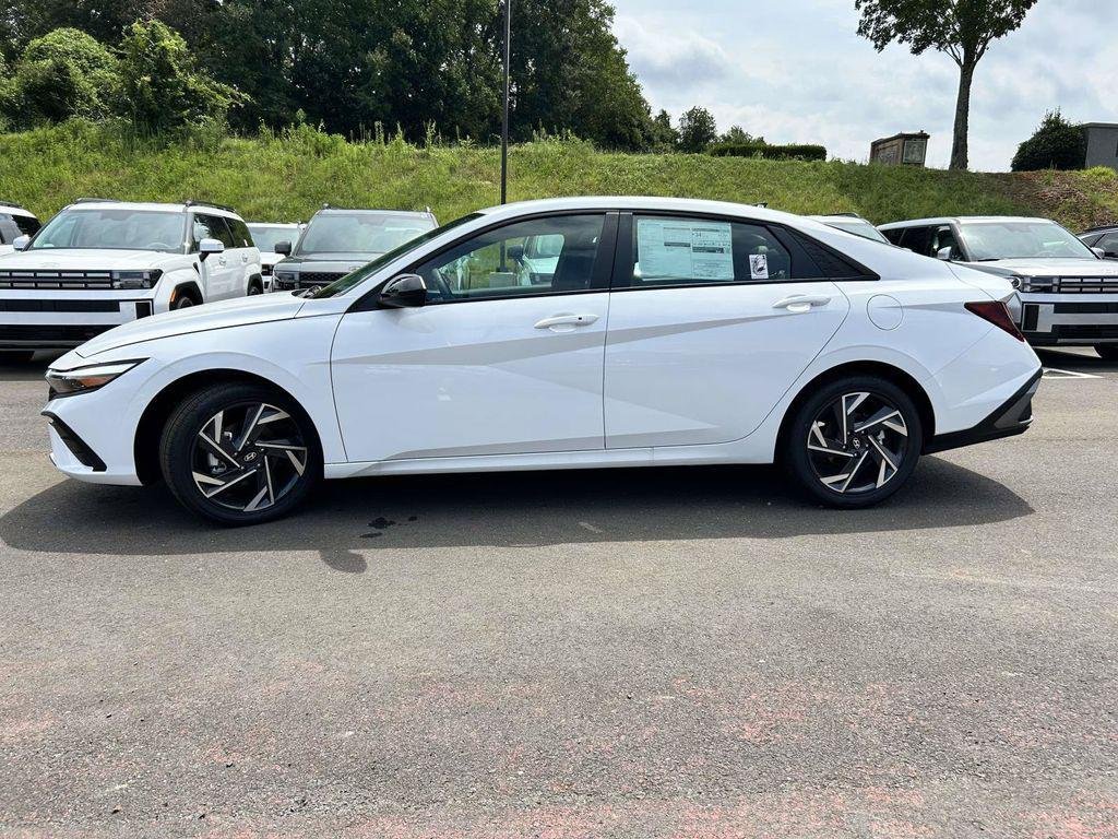 New 2026 Hyundai Elantra SEL Sport FWD image 47