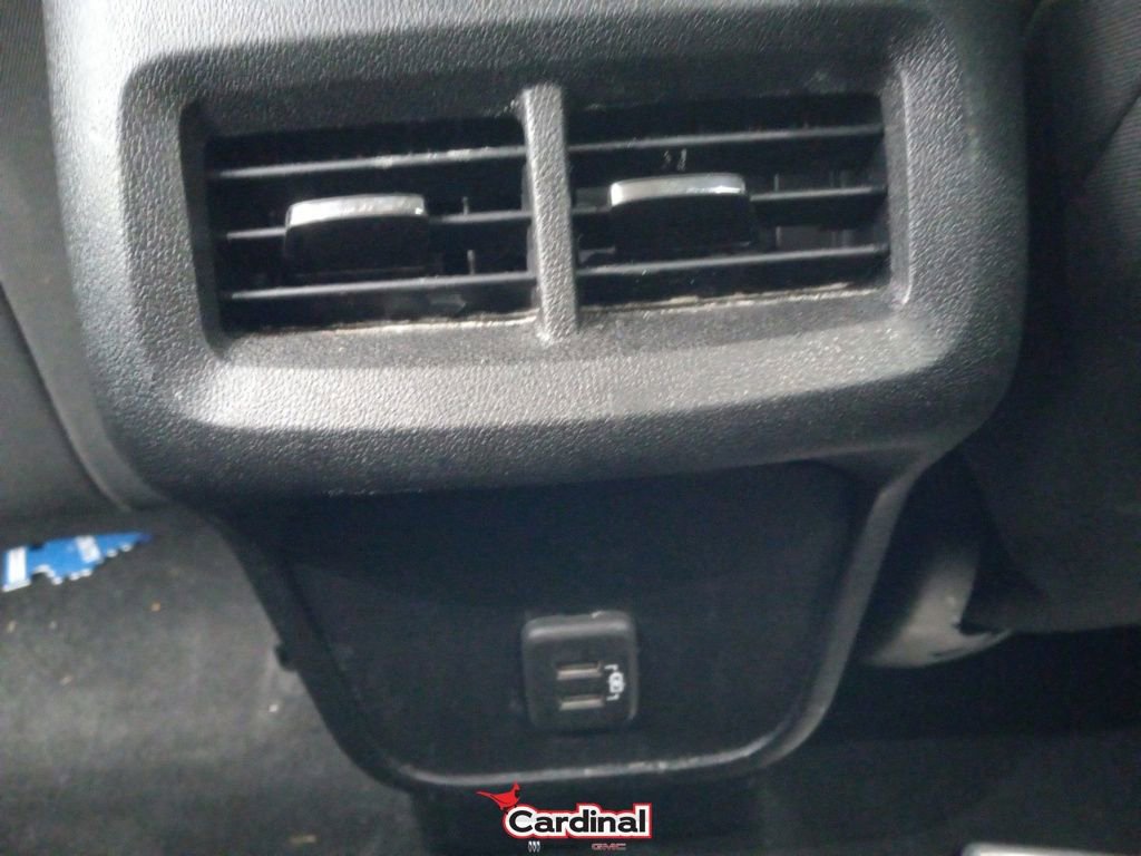 Used 2020 Chevrolet Equinox LT w/ Driver Convenience Package image 23